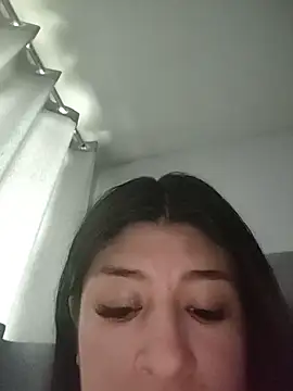 CarlaLZ online show from May 26, 9:11 pm