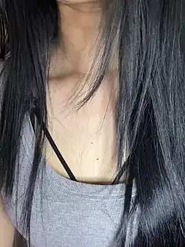 Dolly282 online show from April 16, 2:40 pm