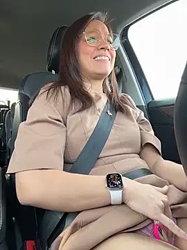 Mrs MrLove online show from December 22, 6:49 pm