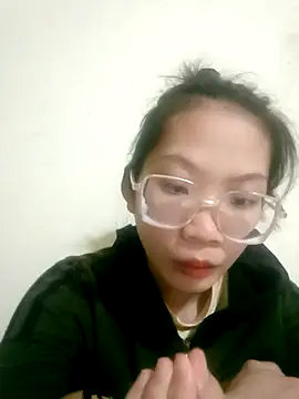 Snapshot of Joywhar chatting on November 14, 6:28 pm Joywhar online show from November 14, 6:28 pm