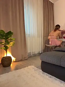 Sandra Jo online show from February 10, 6:06 am