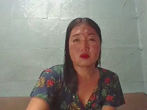 Snapshot of sluttymisuki chatting on June 19, 7:12 am sluttymisuki online show from June 19, 7:12 am