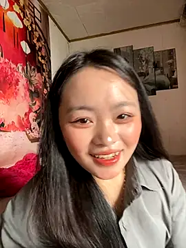 Julia-Elsa online show from October 7, 4:20 am