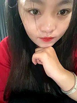 Julia-Elsa online show from November 14, 4:55 am