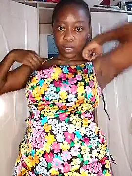 sexyhotchic93 online show from October 7, 11:51 am