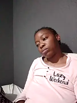 sexyhotchic93 online show from October 29, 10:11 pm