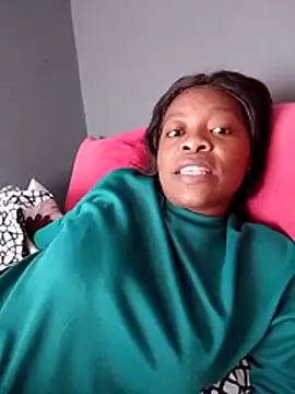 sexyhotchic93 online show from November 11, 8:25 am