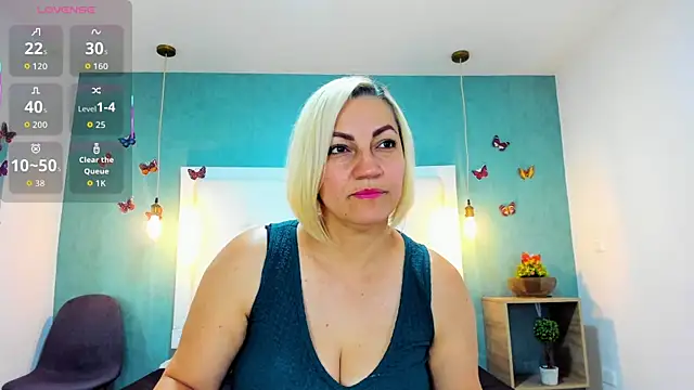 Heidy milf online show from October 24, 8:27 pm