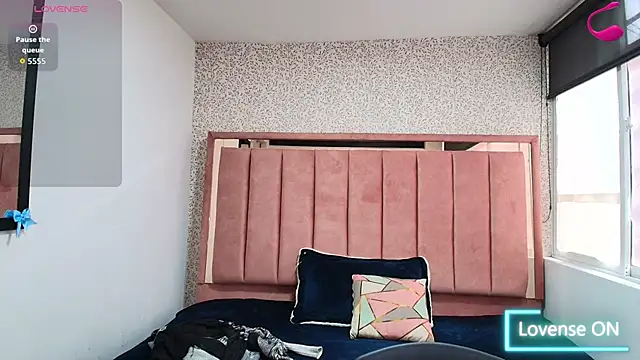 Barbara fox   online show from April 5, 12:02 pm