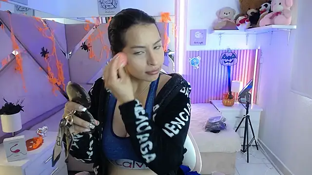 Snapshot of Mia_garcia28 chatting on October 24, 7:54 pm Mia garcia28 online show from October 24, 7:54 pm