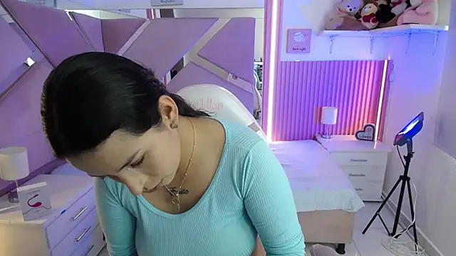 Snapshot of Mia_garcia28 chatting on November 22, 7:46 pm Mia garcia28 online show from November 22, 7:46 pm