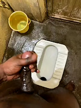 Snapshot of mrsaihotguy chatting on December 15, 3:22 am mrsaihotguy online show from December 15, 3:22 am