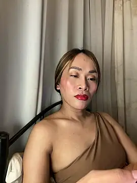 RomanticPearlTS online show from February 11, 1:21 am