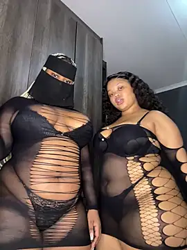 Thick Ass Barbiie online show from April 11, 7:51 pm