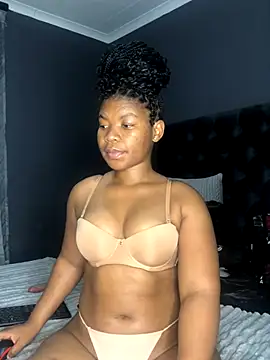 Snapshot of Thick_Shawtyy chatting on October 1, 11:22 pm Thick Shawtyy online show from October 1, 11:22 pm
