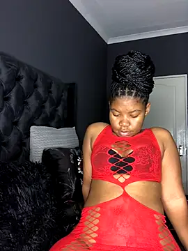 Snapshot of Thick_Shawtyy chatting on October 8, 5:32 pm Thick Shawtyy online show from October 8, 5:32 pm