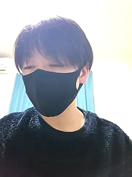 Earth 001 online show from November 25, 3:01 pm