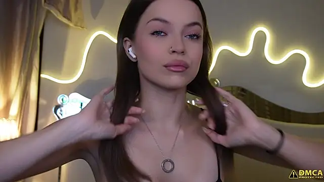 Snapshot of kellypeachcake chatting on December 2, 5:24 am kellypeachcake online show from December 2, 5:24 am