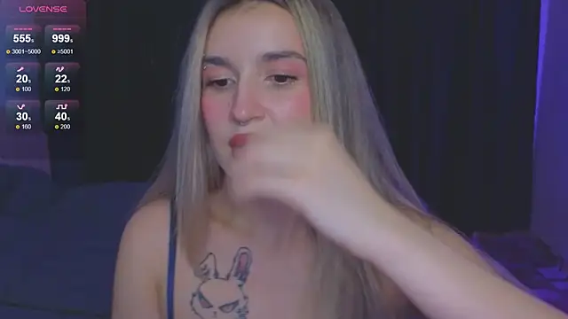 RoxyChill online show from September 15, 7:47 pm