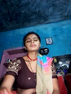 Snapshot of Punam_sony chatting on May 22, 4:56 pm Punam sony online show from May 22, 4:56 pm
