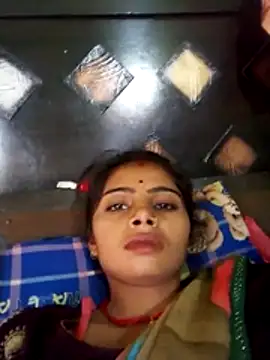 Snapshot of Punam_sony chatting on August 3, 9:26 am Punam sony online show from August 3, 9:26 am