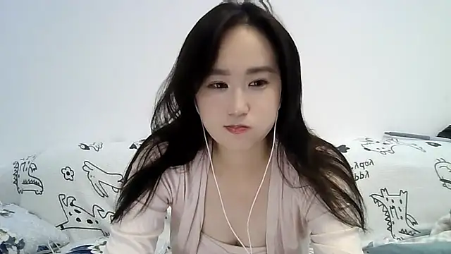 Snapshot of Belinda66 chatting on September 27, 2:33 pm Belinda66 online show from September 27, 2:33 pm