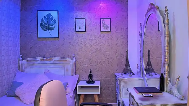 Snapshot of Dali_collin chatting on September 24, 1:14 pm Dali collin online show from September 24, 1:14 pm