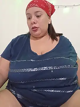 Snapshot of luzdanna chatting on July 25, 7:44 pm luzdanna online show from July 25, 7:44 pm