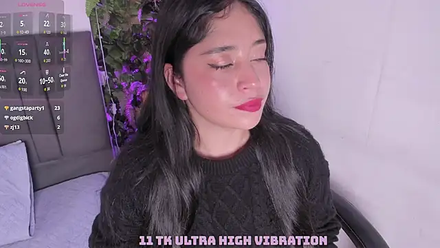 Snapshot of vela-kimm chatting on November 26, 8:21 pm vela-kimm online show from November 26, 8:21 pm