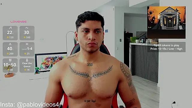 Snapshot of Nicolasmontoya16 chatting on October 3, 3:42 pm Nicolasmontoya16 online show from October 3, 3:42 pm