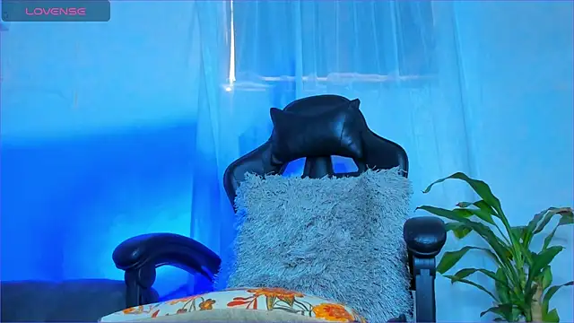Alex bigcock11  online show from May 30, 5:32 pm