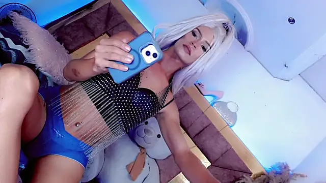 ravenous charmer online show from February 12, 9:54 pm