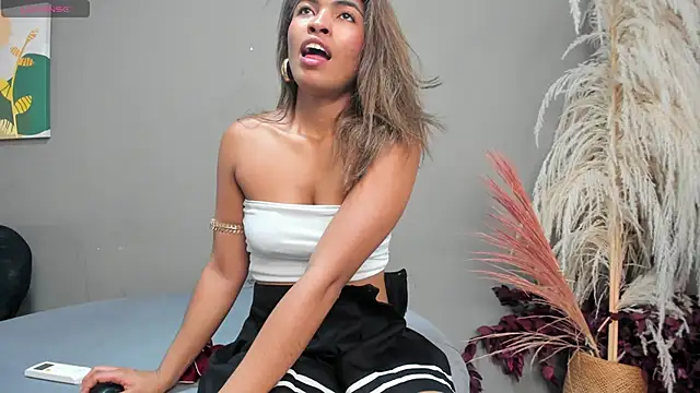 sienna glow online show from March 2, 3:19 pm