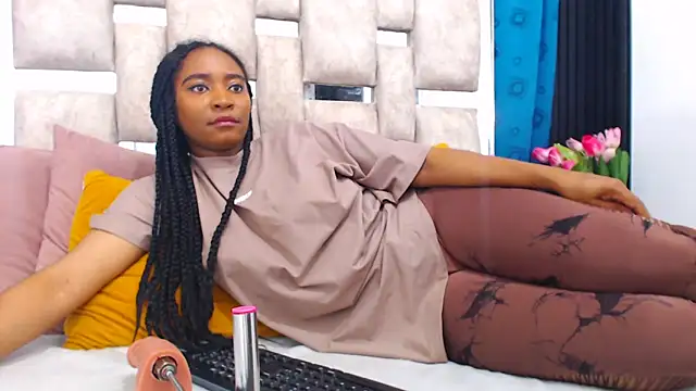 AmbarSmit online show from February 11, 1:54 am