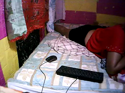 Snapshot of ImSoHorny4uxxx chatting on October 8, 1:31 pm ImSoHorny4uxxx online show from October 8, 1:31 pm