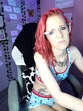 Purple2StayThnxx online show from November 23, 7:24 pm