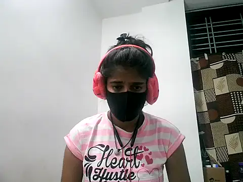 Aarohi An online show from November 29, 3:48 pm