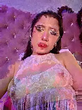 Snapshot of DoollyRosee chatting on November 24, 5:07 am DoollyRosee online show from November 24, 5:07 am