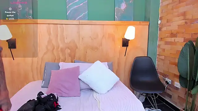 milavega  online show from March 10, 11:48 am