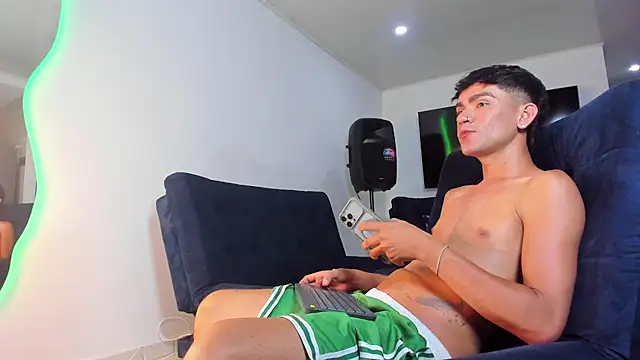 Steven baby69 online show from July 2, 3:23 am