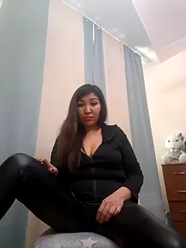 HellaWerlous online show from December 21, 9:27 am