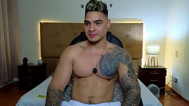 Steven Velez online show from September 13, 2:44 am