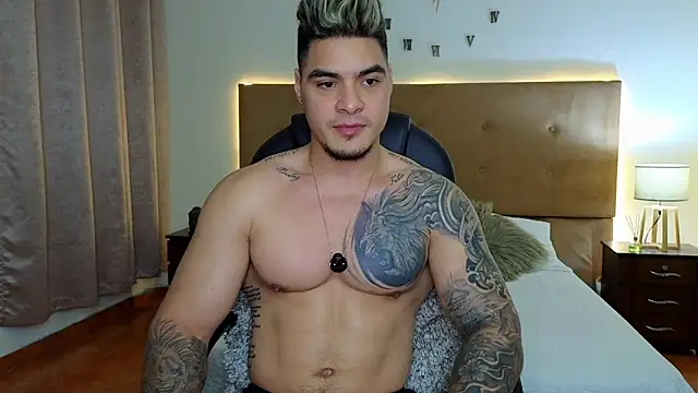 Steven Velez online show from September 30, 11:21 pm