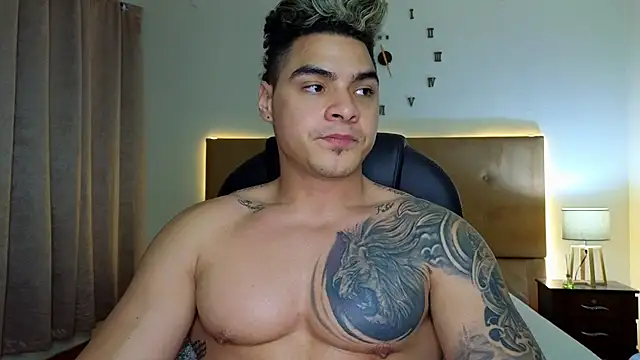 Steven Velez online show from October 21, 2:12 am