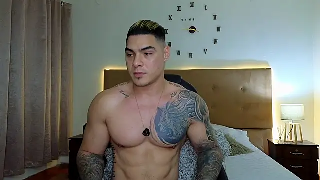 Steven Velez online show from October 29, 12:35 am