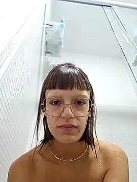 Snapshot of nina_kink chatting on October 17, 10:23 pm nina kink online show from October 17, 10:23 pm
