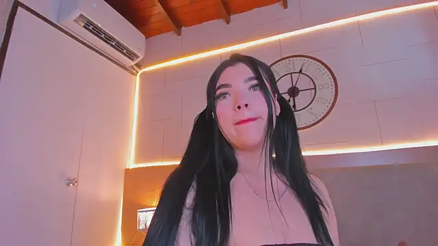 Meloddy Rose online show from April 17, 3:53 am