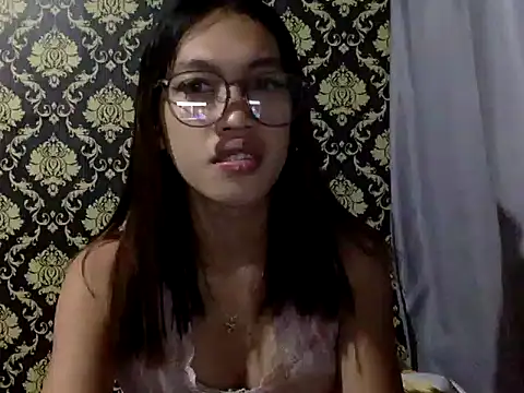 your wifey online show from October 8, 12:36 pm