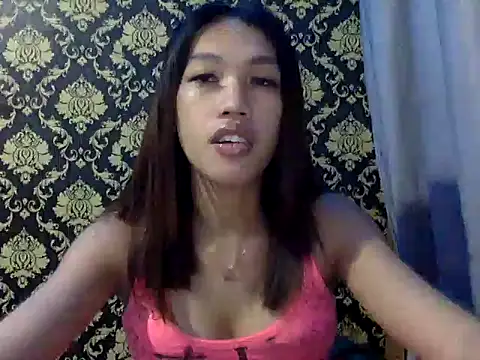 your wifey online show from October 21, 11:00 am