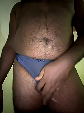 Snapshot of Fnncv chatting on December 2, 7:25 am Fnncv online show from December 2, 7:25 am